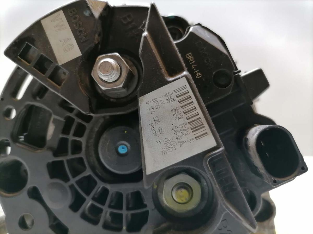 VW Golf 5 original Lichtmaschine Generator 1,6 75KW Bj.2004